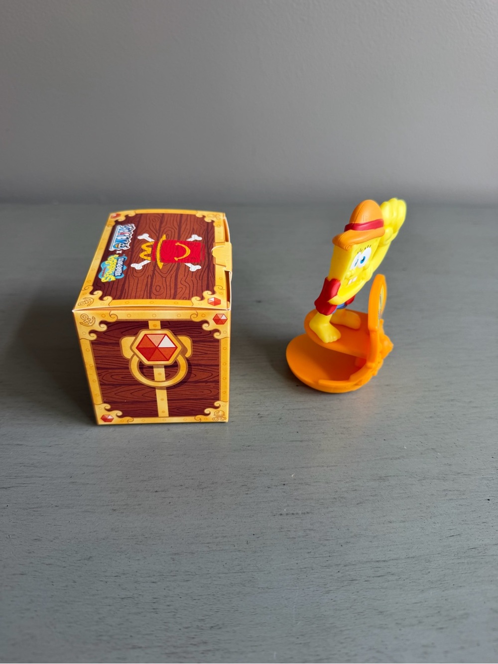 McDonald's Spongebob Square Pants x Luffy #1 Happy Meal Toy 2026 NEW Collectible - Picture 4 of 6